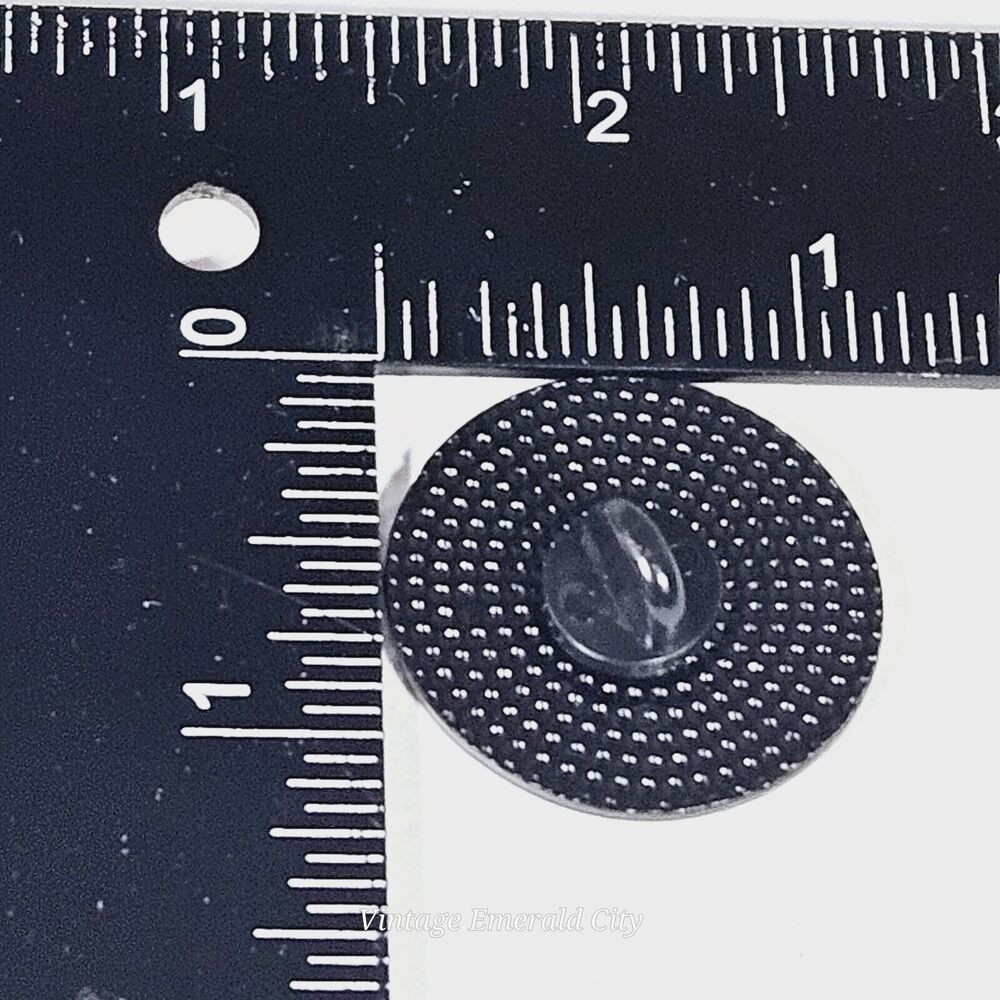 Black & White Cat Lapel Pin Ying Yang Balance Enamel Badge Mystical Magical Cats - Picture 3 of 5